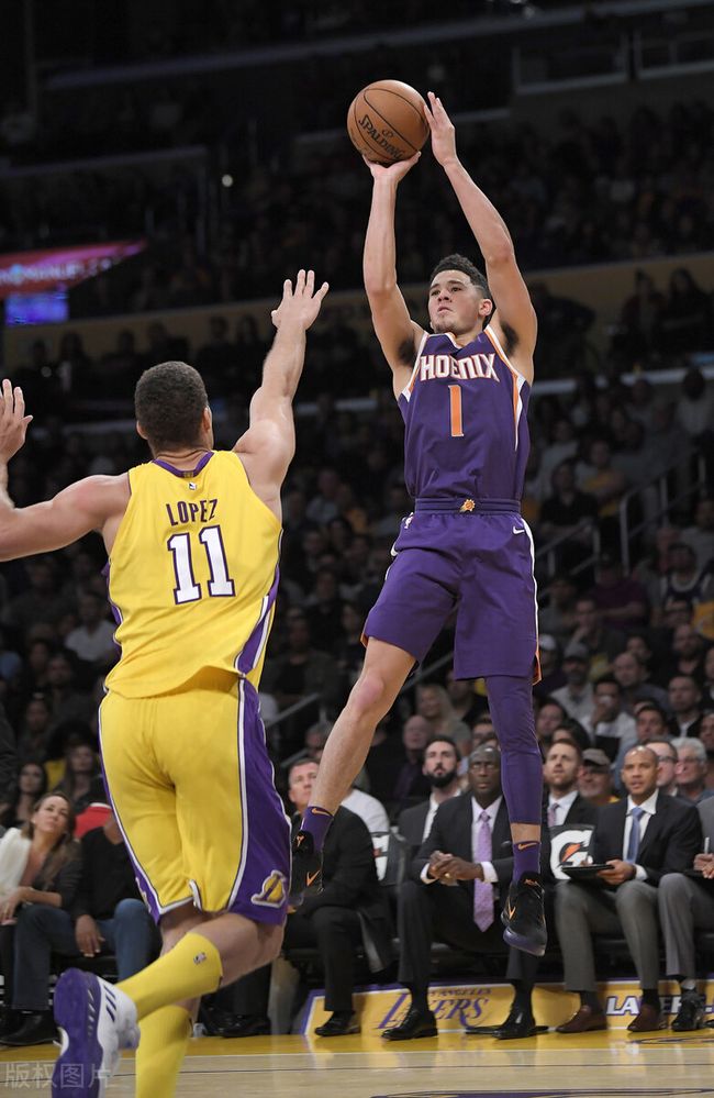 爱游戏官方 -今晨体能课后；明尼苏达森林狼队长鼓劲备战中超；信心回归；赛程密集仍需轮换的简单介绍