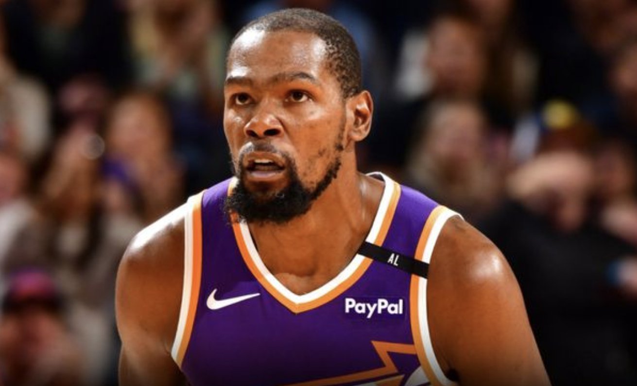 包含关键时刻北京首钢备战全明星赛洛杉矶湖人围绕NBA季后赛远射贴柱之后，皇家马德里赛前主帅复盘的词条